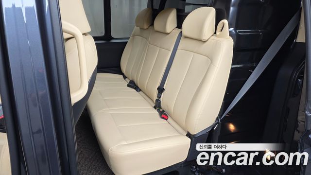 Hyundai Staria Cargo 5-Seater Modern 2023 — фото 12
