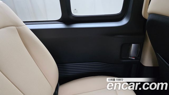 Hyundai Staria Cargo 5-Seater Modern 2023 — фото 25