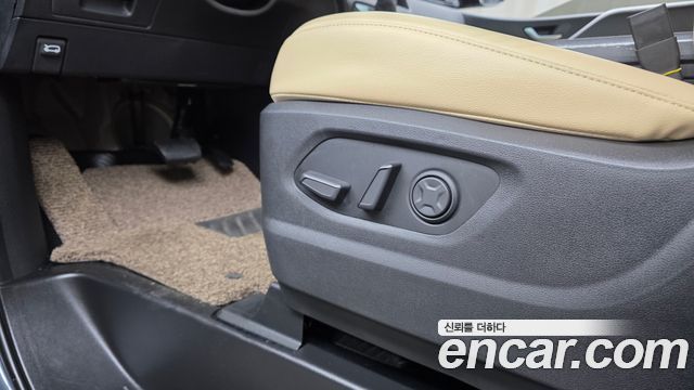 Hyundai Staria Cargo 5-Seater Modern 2023 — фото 29