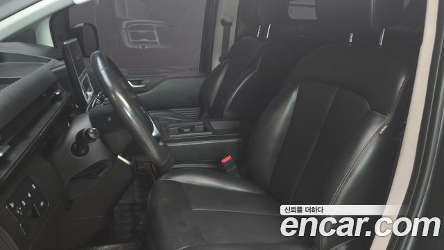 Hyundai Staria Cargo 3-Seater Modern 2022 — фото 9