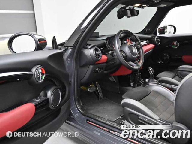 MINI Cooper S JCW 3rd Generation 2021 — фото 15