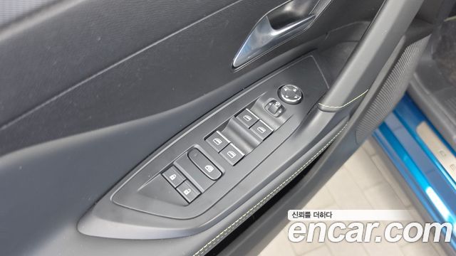Peugeot 408 1.2 Pure Tech GT 2023 — фото 30