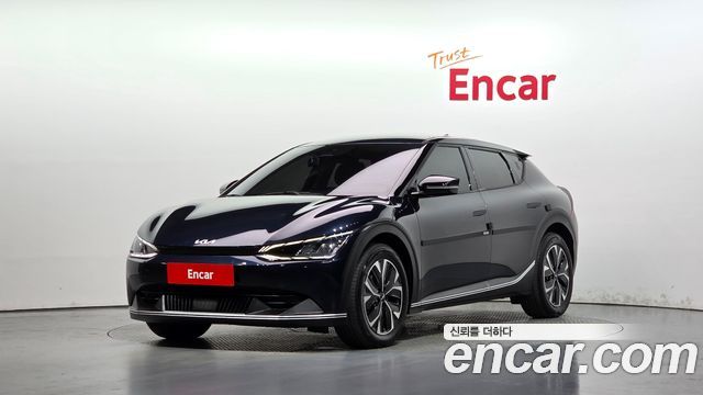 Kia EV6 Standard 4WD Air 2022 — фото 1
