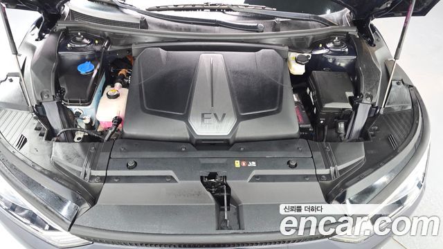 Kia EV6 Standard 4WD Air 2022 — фото 6