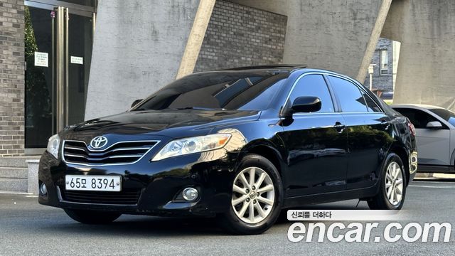 Toyota Camry XLE 2011 — фото 2