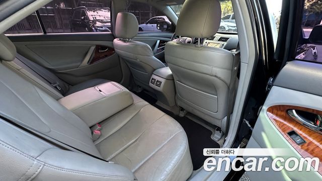 Toyota Camry XLE 2011 — фото 21