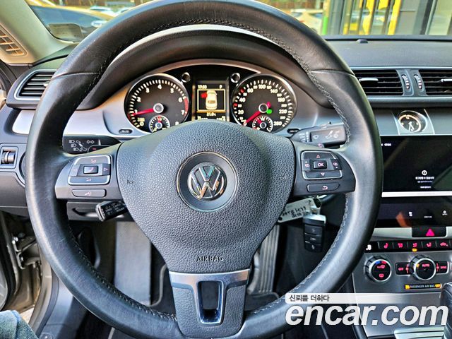 Volkswagen CC 2.0 TSI 2015 — фото 16