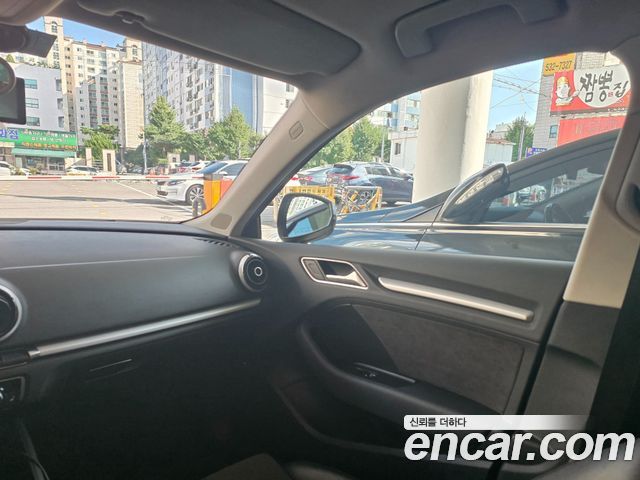 Audi A3 35 TDI Dynamic Sportback 8V 2015 — фото 8