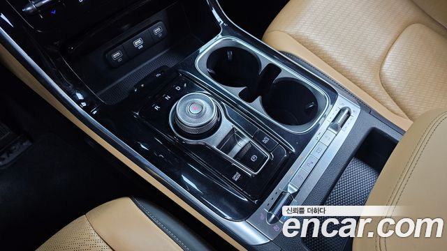 Kia Carnival (IV) Diesel 7-Seater Signature 2023 — фото 9