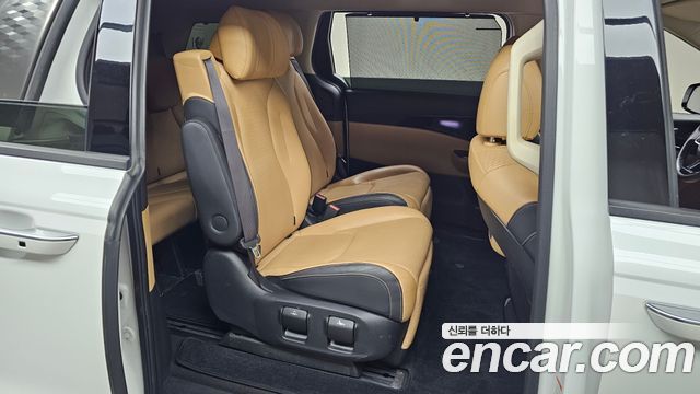 Kia Carnival (IV) Diesel 7-Seater Signature 2023 — фото 11