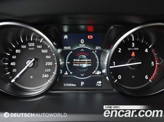 Land Rover Discovery Sport 2.0 TD4 HSE Luxury 2019 — фото 8
