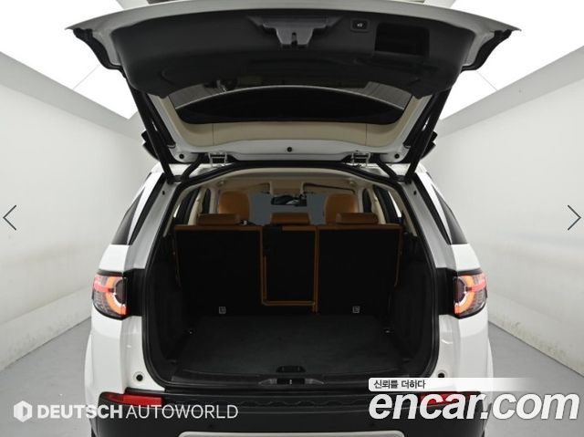 Land Rover Discovery Sport 2.0 TD4 HSE Luxury 2019 — фото 23