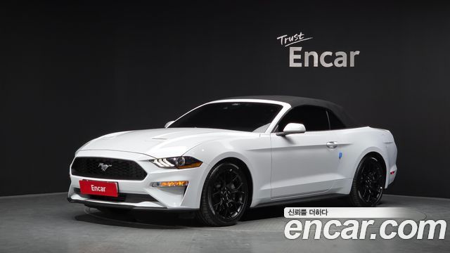 Ford Mustang Convertible
