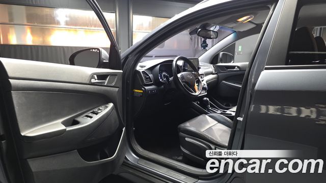 Hyundai Tucson Diesel 2.0 2WD Modern 2019 — фото 10