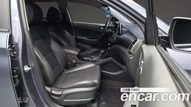 Hyundai Tucson Diesel 2.0 2WD Modern 2019 — фото 11