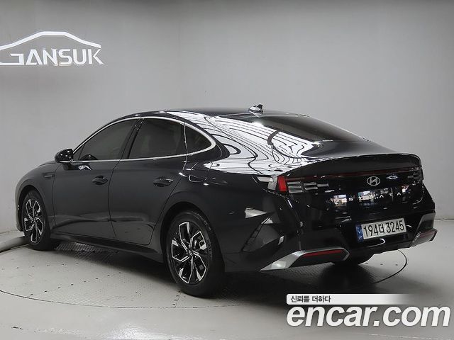 Hyundai Sonata The Edge (DN8) 1.6 Turbo Premium 2024 — фото 3