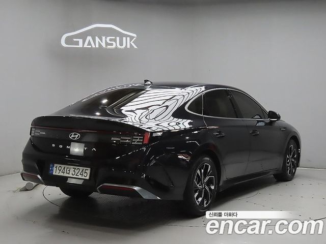 Hyundai Sonata The Edge (DN8) 1.6 Turbo Premium 2024 — фото 4
