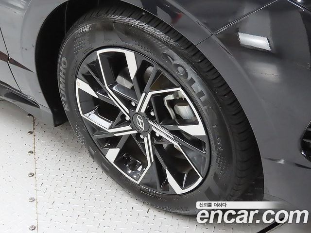 Hyundai Sonata The Edge (DN8) 1.6 Turbo Premium 2024 — фото 24