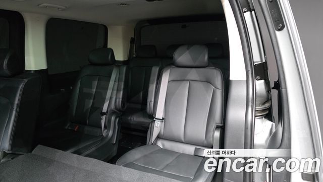 Hyundai Staria HEV 1.6T Tourer 11-Seater Modern 2026 — фото 13