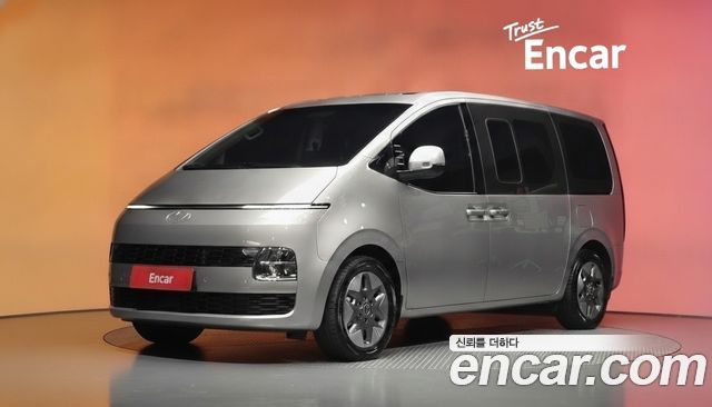 Hyundai Staria HEV 1.6T Tourer 11-Seater Modern 2026 — фото 1