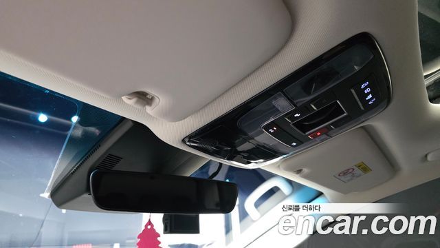 Hyundai Staria HEV 1.6T Tourer 11-Seater Modern 2026 — фото 27