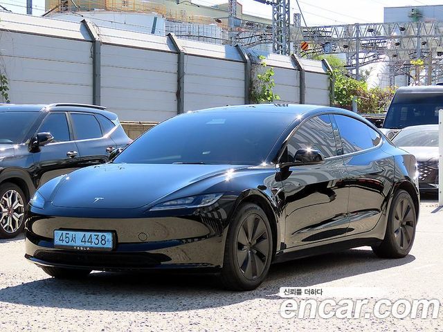 Tesla Model 3 Long Range AWD 2024 — фото 2