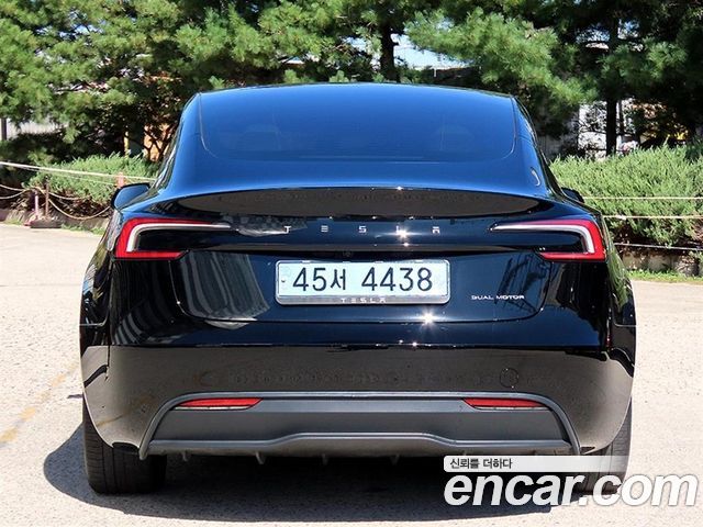 Tesla Model 3 Long Range AWD 2024 — фото 4