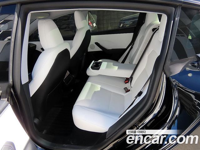 Tesla Model 3 Long Range AWD 2024 — фото 6