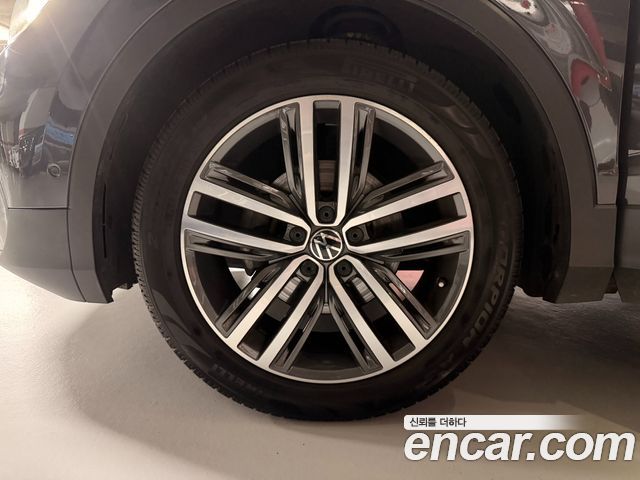 Volkswagen Tiguan (II) 2.0 TDI Prestige 2021 — фото 24