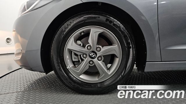 Hyundai Avante (AD) 1.6 GDI Smart 2016 — фото 5