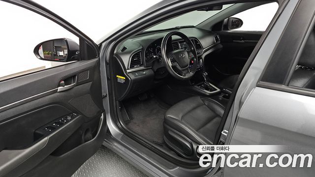 Hyundai Avante (AD) 1.6 GDI Smart 2016 — фото 10