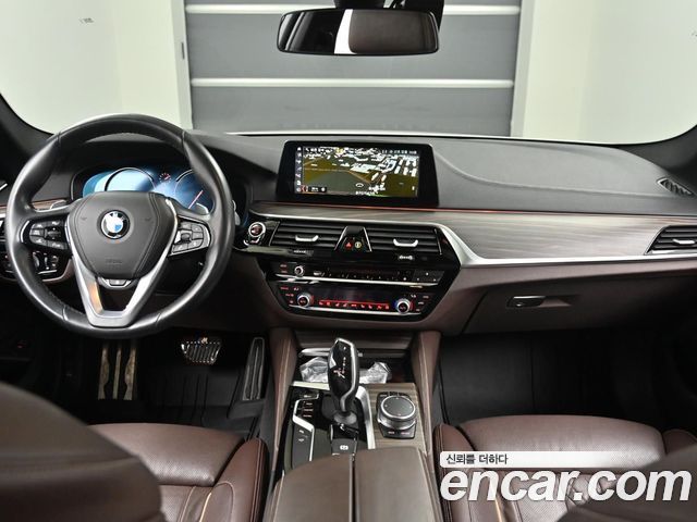 BMW 5 Series (G30) 530i xDrive M Sport Package Plus 2018 — фото 7