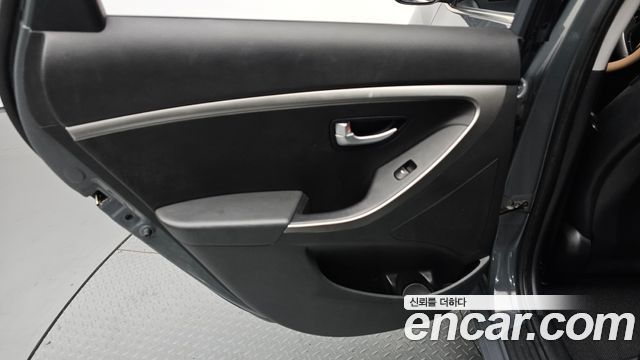 Hyundai i30 (New) 1.6 GDI Extreme 2012 — фото 25