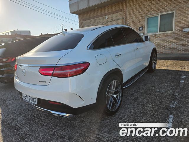 Mercedes-Benz GLE-Class (W166) GLE350 d 4MATIC Coupe 2017 — фото 4