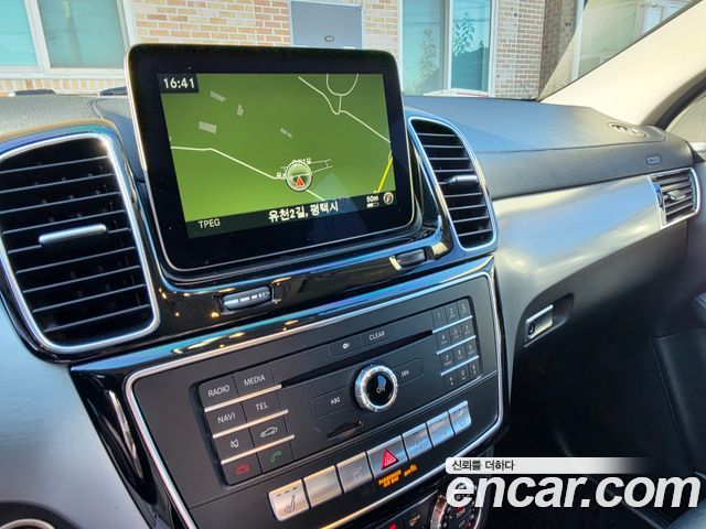 Mercedes-Benz GLE-Class (W166) GLE350 d 4MATIC Coupe 2017 — фото 10