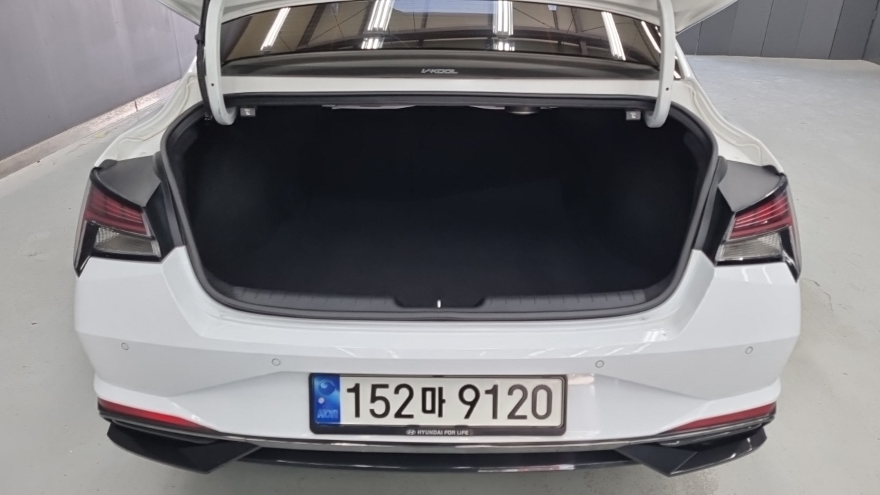 Hyundai Avante (CN7) 1.6 Inspiration 2023 — фото 16