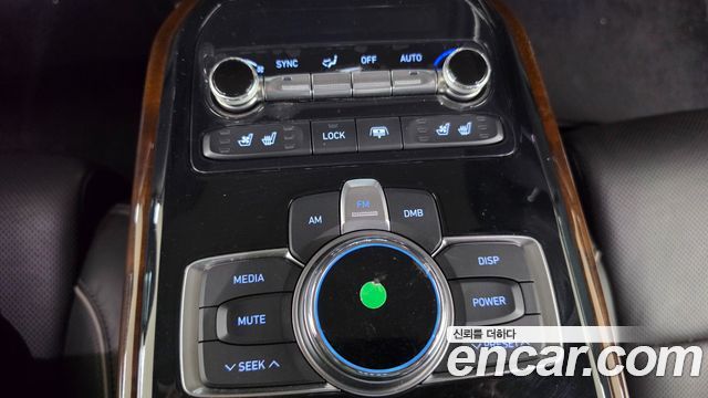 Genesis EQ900 3.8 GDI AWD Premium Luxury 2018 — фото 16