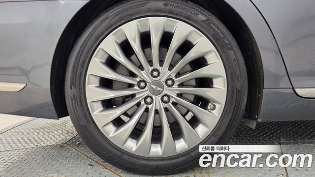 Genesis EQ900 3.8 GDI AWD Premium Luxury 2018 — фото 21