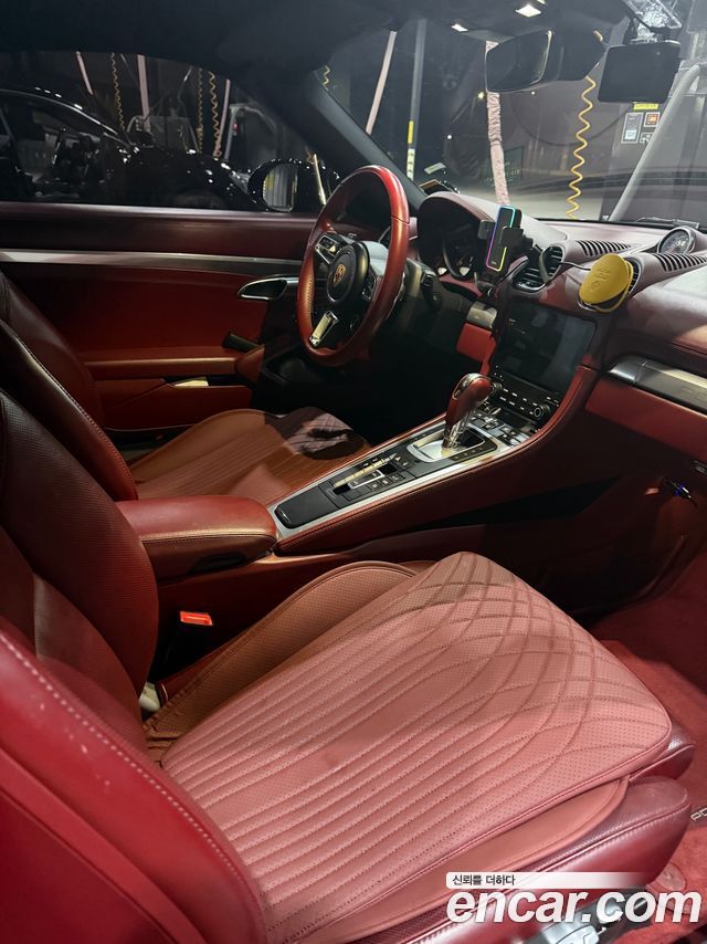Porsche 718 Boxster 2.0 2019 — фото 13