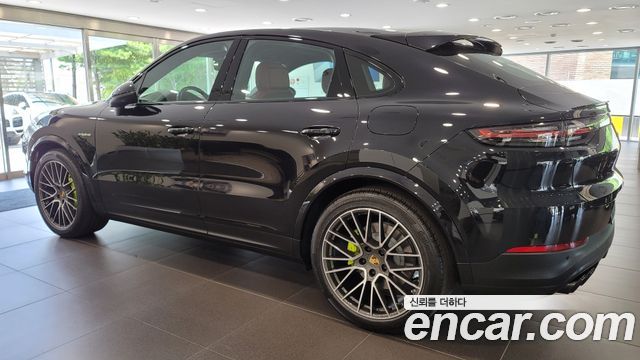 Porsche Cayenne (PO536) 3.0 E-Hybrid Coupe 2021 — фото 11