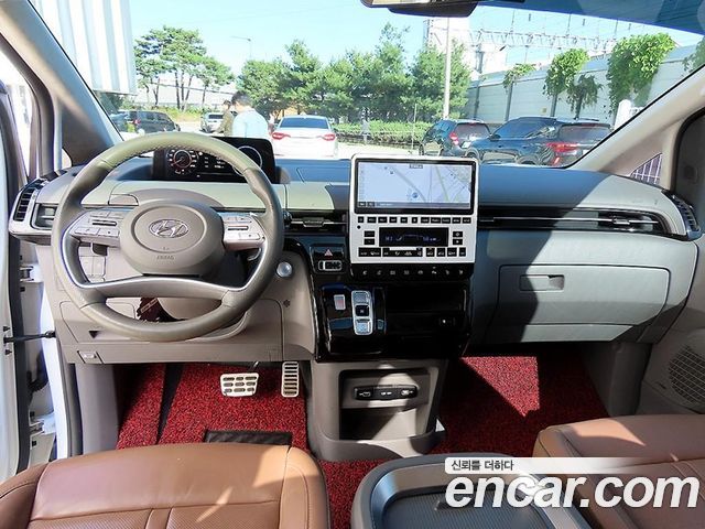 Hyundai Staria L3.5 Lounge 9-Seater Inspiration 2022 — фото 8