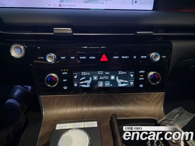 Genesis G80 (RG3) Gasoline 2.5 Turbo AWD 2025 — фото 9