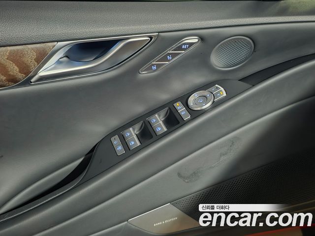 Genesis G80 (RG3) Gasoline 2.5 Turbo AWD 2025 — фото 15