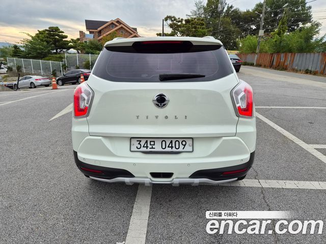 KG Mobility (SsangYong) Tivoli Samba Edition 2WD 2016 — фото 5