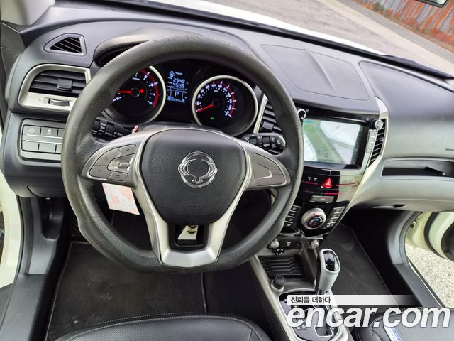KG Mobility (SsangYong) Tivoli Samba Edition 2WD 2016 — фото 17