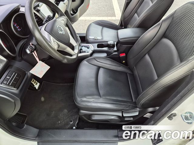 KG Mobility (SsangYong) Tivoli Samba Edition 2WD 2016 — фото 18