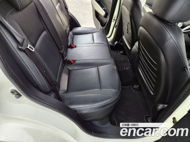 KG Mobility (SsangYong) Tivoli Samba Edition 2WD 2016 — фото 21