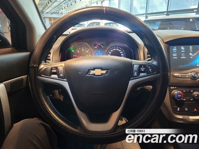Chevrolet Captiva 2WD LS Deluxe pack 2016 — фото 15