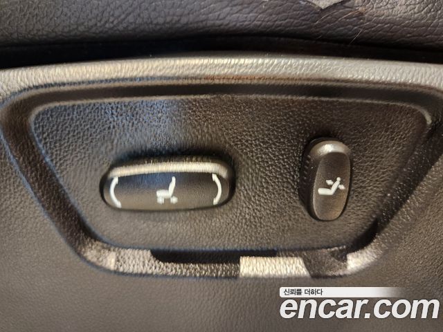 Chevrolet Captiva 2WD LS Deluxe pack 2016 — фото 20