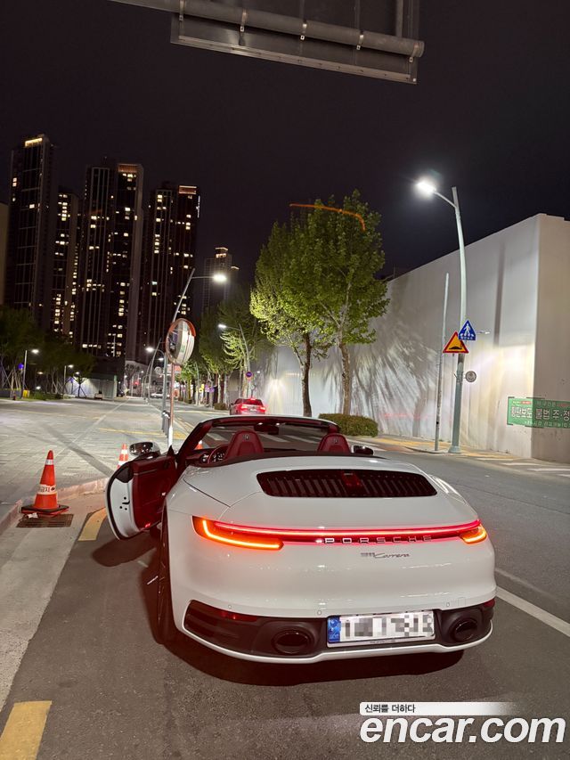 Porsche 911 (992) Carrera Cabriolet 2021 — фото 2